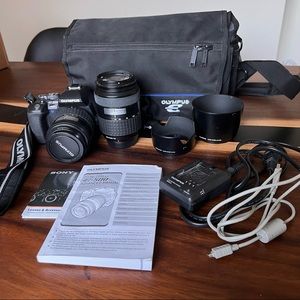 Olympus Evolt E500 8MP Digital SLR